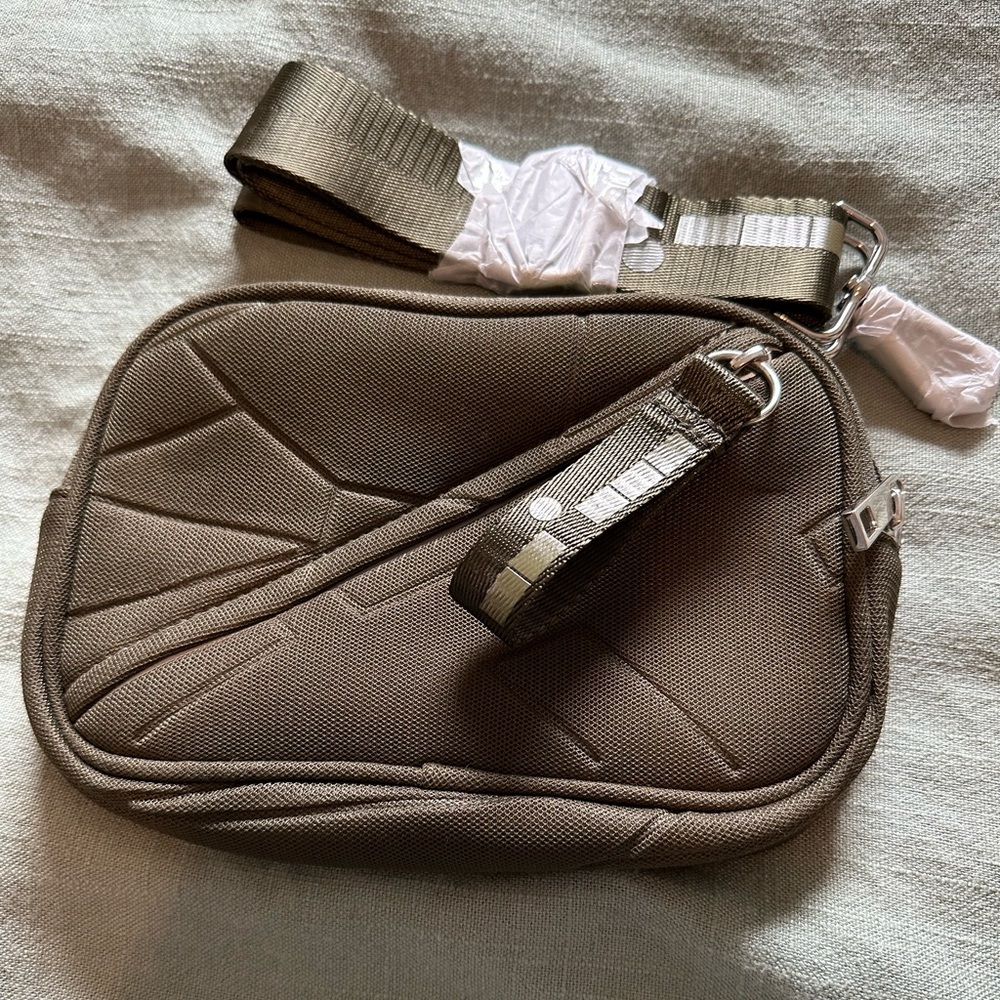 Go dash dot belt bag Fanny pack